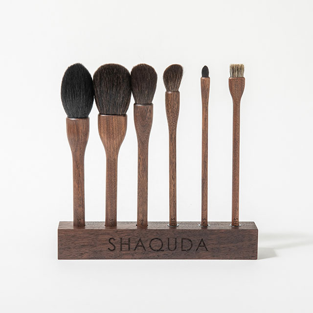 Shaquda UBU 6 Brushes & Stand